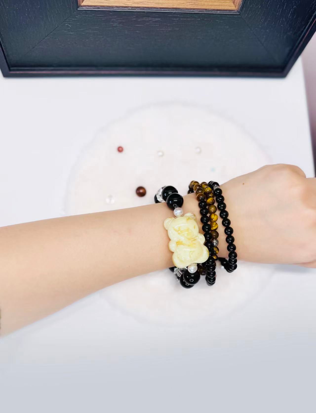 Mystic Ivory Realm - Cuddly Bear & Heart Amber Natural Stone Bracelet